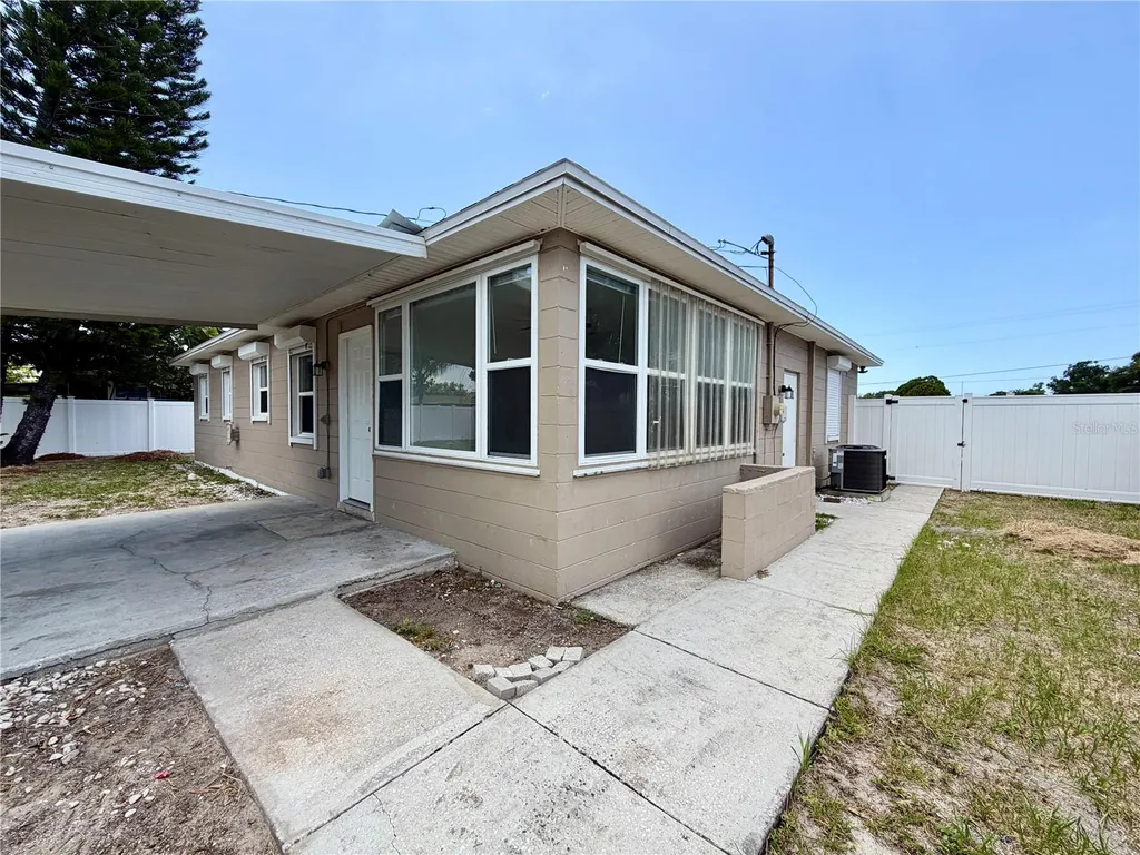 4515 54th Avenue N St Petersburg FL 33714