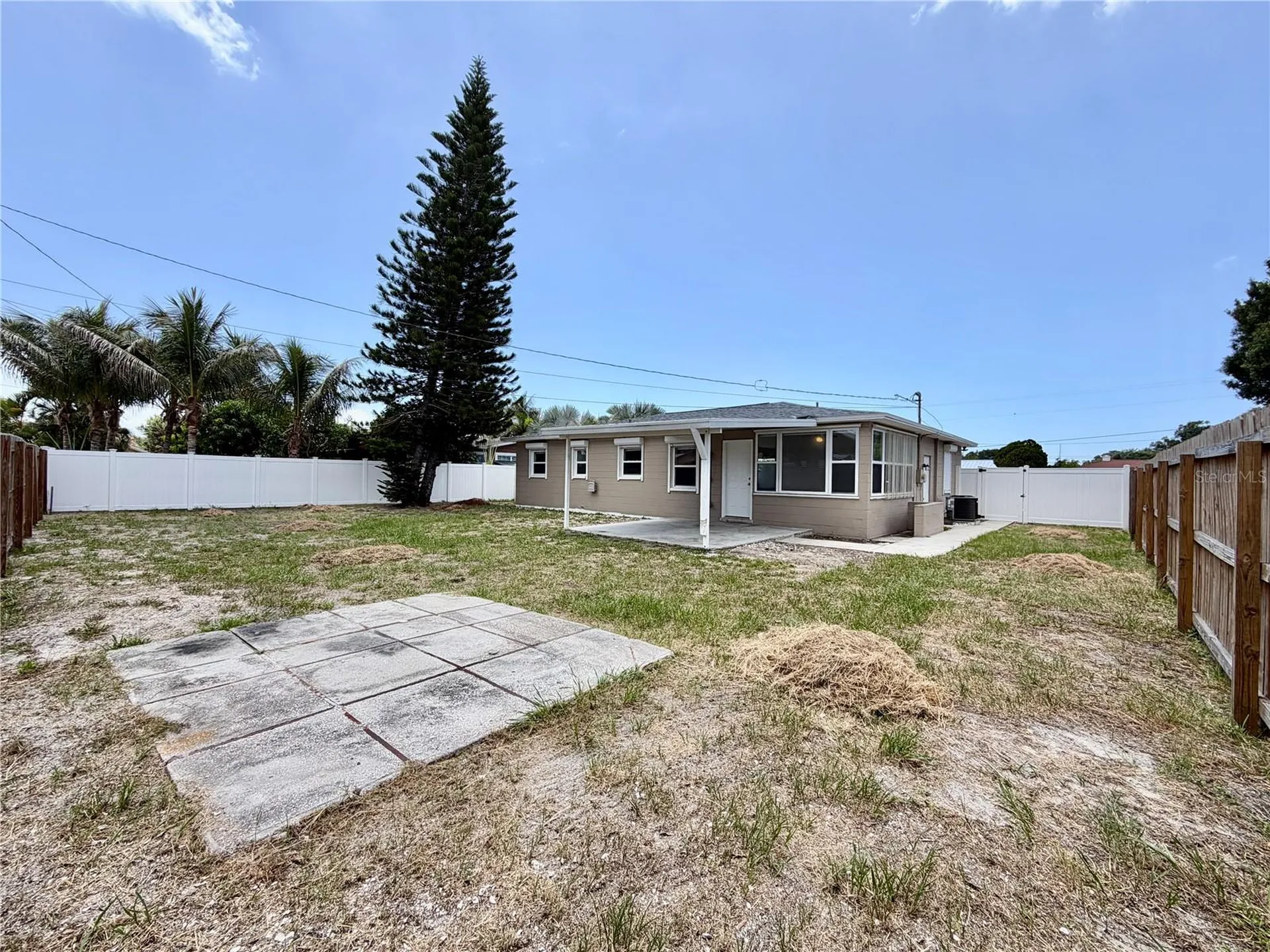 4515 54th Avenue N St Petersburg FL 33714