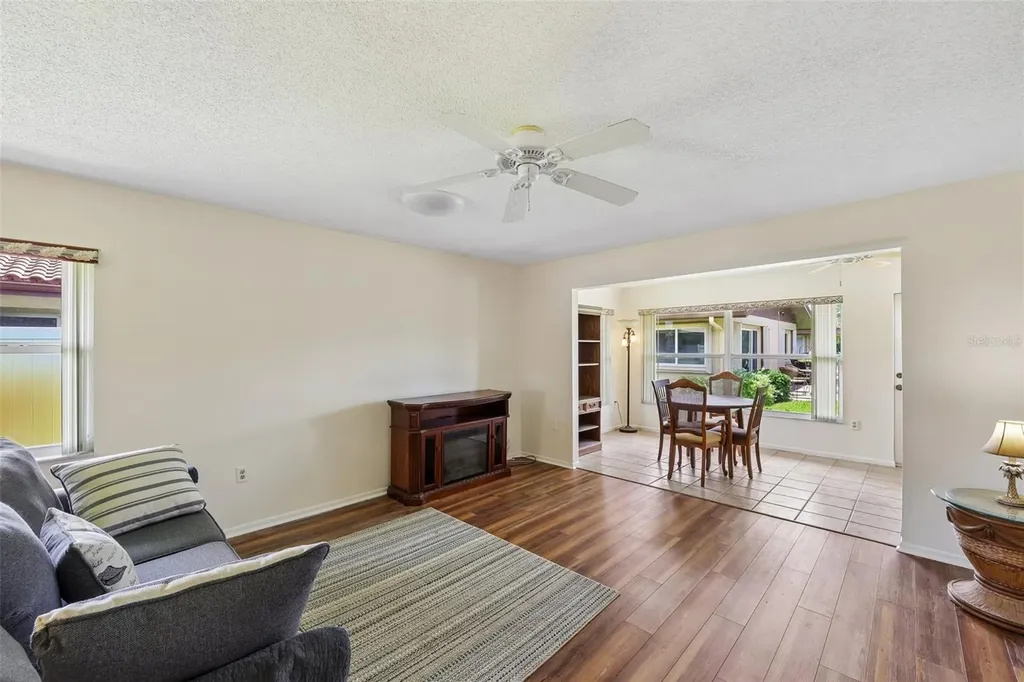 3210 Cambridge Avenue Bradenton FL 34207