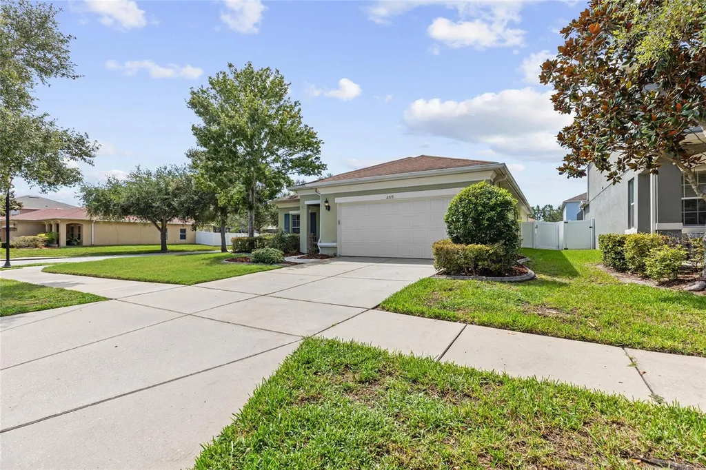 2719 Cypress Bowl Road Lutz FL 33558