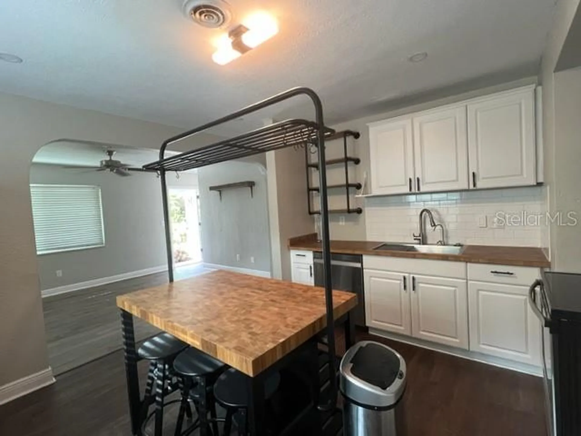5035 1st Avenue N St Petersburg FL 33710