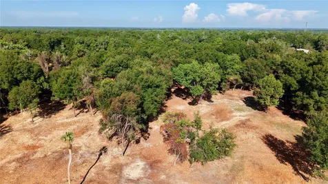 450A Old Geneva Road Geneva FL 32732