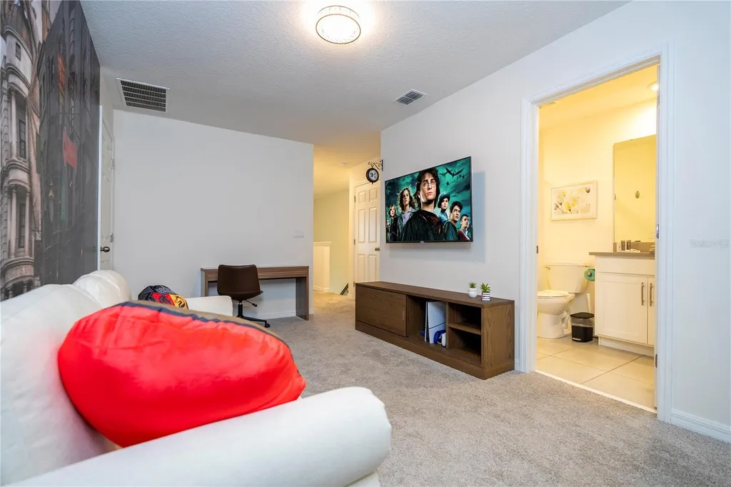 2194 Fleming Mist Place Kissimmee FL 34747