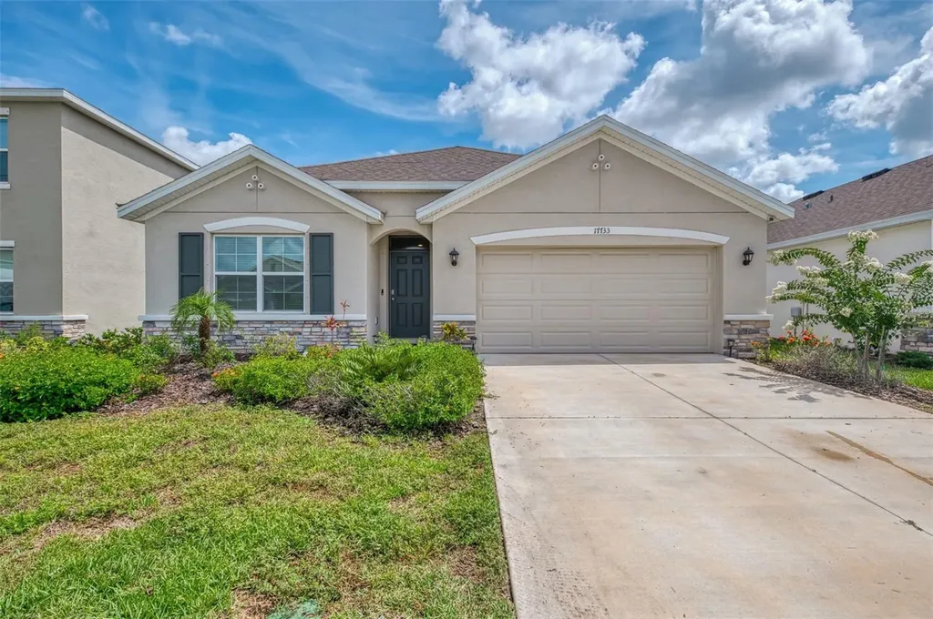 17733 Canopy Place Bradenton FL 34211