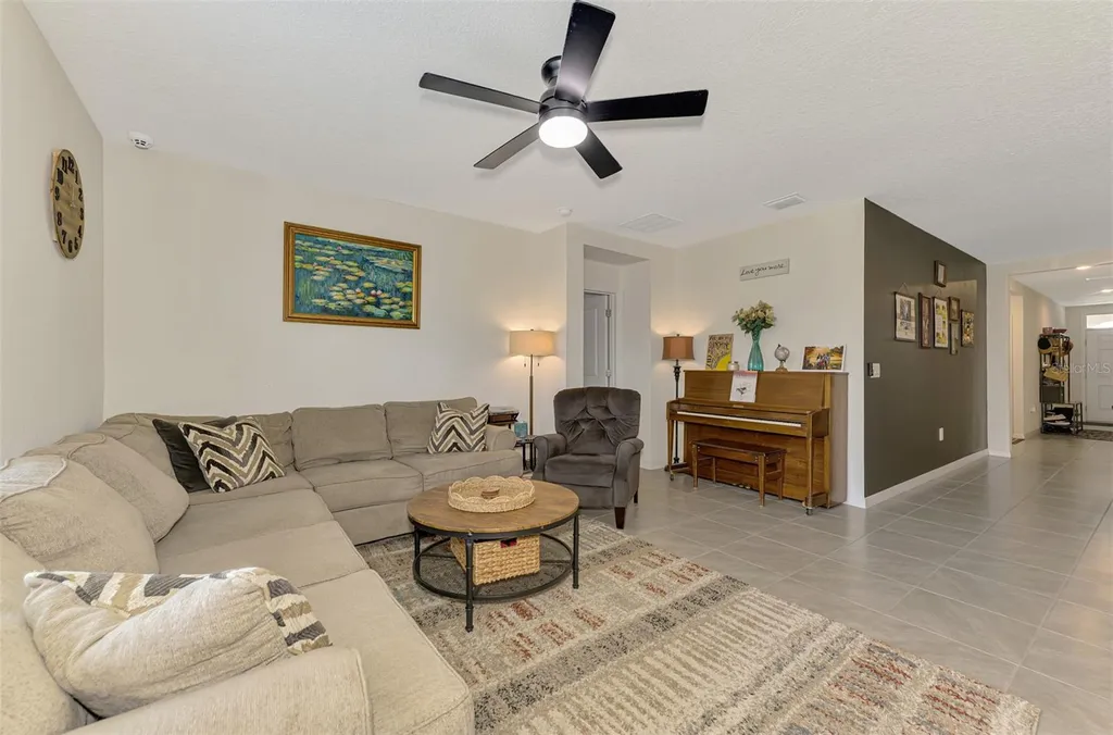 17733 Canopy Place Bradenton FL 34211