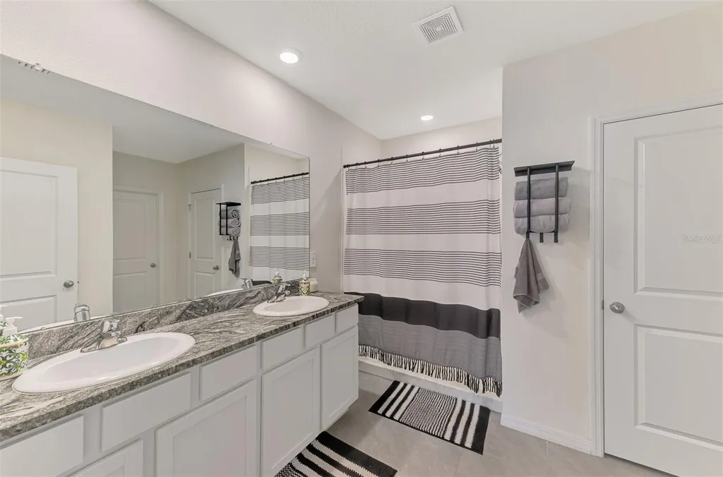 17733 Canopy Place Bradenton FL 34211