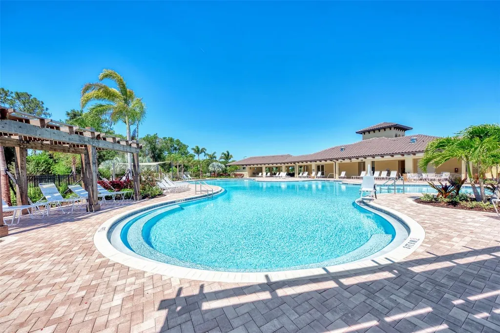 17733 Canopy Place Bradenton FL 34211
