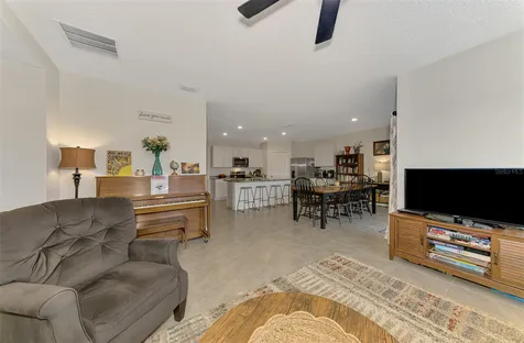 17733 Canopy Place Bradenton FL 34211