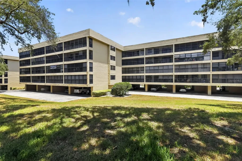 1724 Golfview Drive Tarpon Springs FL 34689