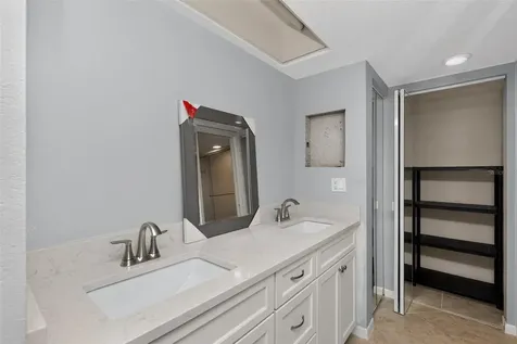 1724 Golfview Drive Tarpon Springs FL 34689