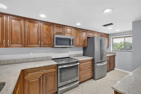 1724 Golfview Drive Tarpon Springs FL 34689
