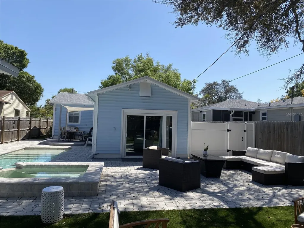 4629 4th Avenue N St Petersburg FL 33713