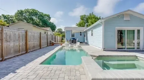 4629 4th Avenue N St Petersburg FL 33713