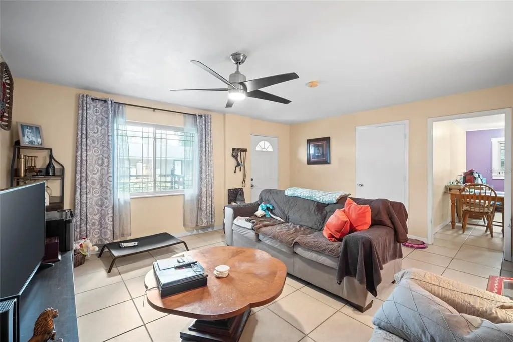 298-300 Orange Avenue St Cloud FL 34769