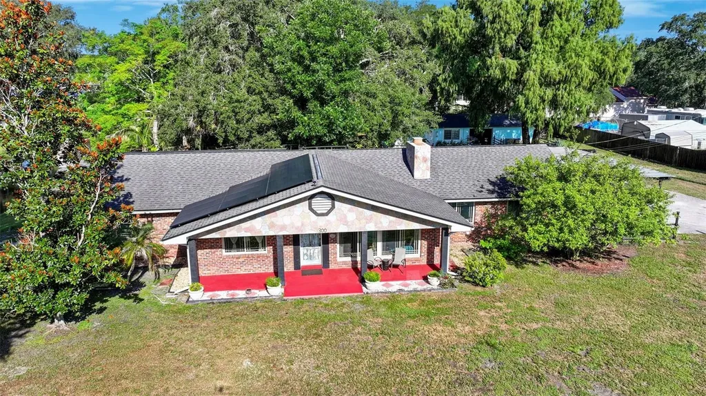 298-300 Orange Avenue St Cloud FL 34769