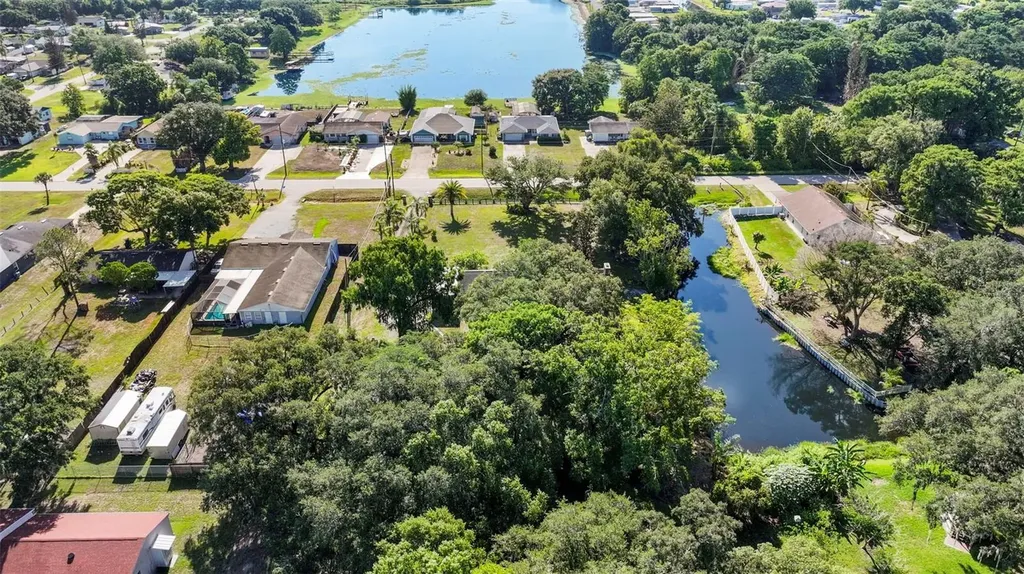 298-300 Orange Avenue St Cloud FL 34769