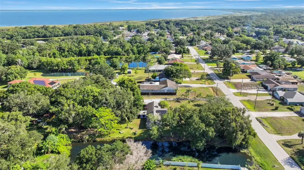 298-300 Orange Avenue St Cloud FL 34769