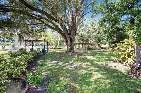 298-300 Orange Avenue St Cloud FL 34769