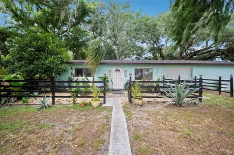 298-300 Orange Avenue St Cloud FL 34769