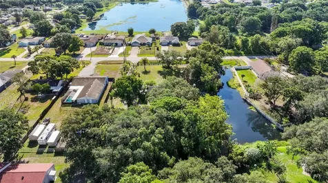 298-300 Orange Avenue St Cloud FL 34769