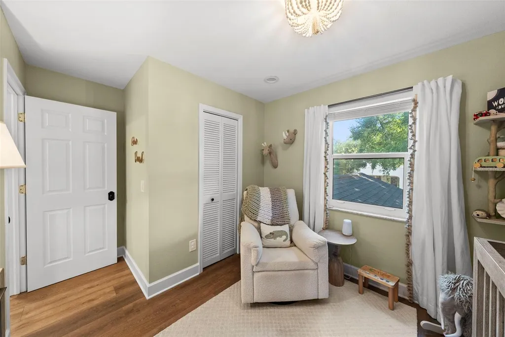 2910 W Estrella Street Tampa FL 33629