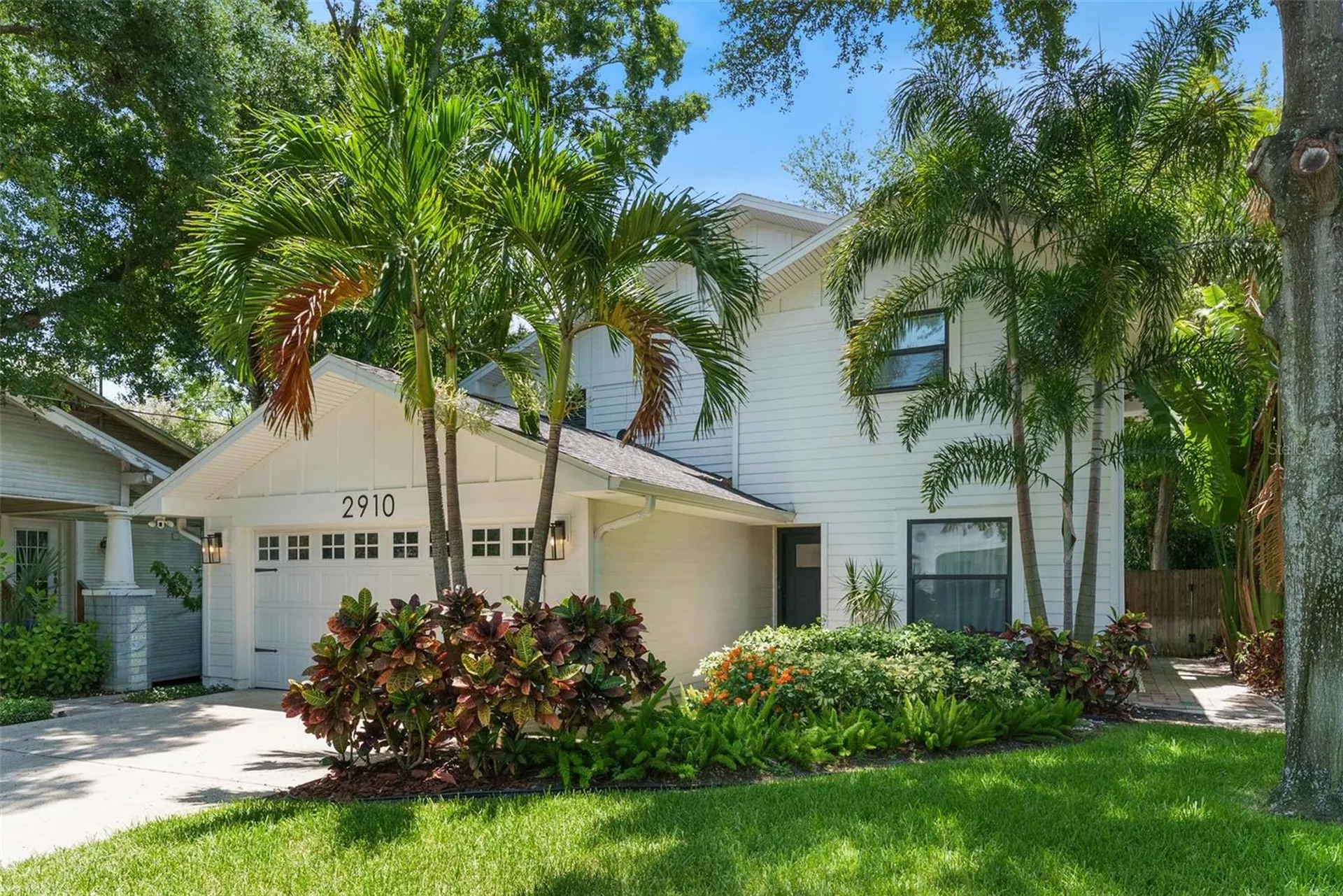 2910 W Estrella Street Tampa FL 33629
