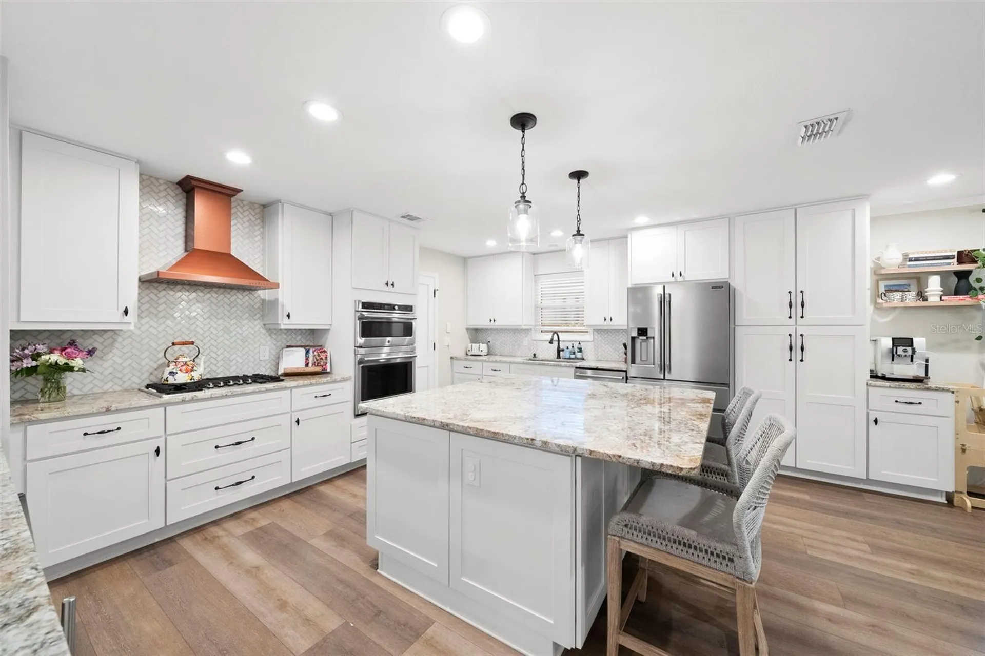 2910 W Estrella Street Tampa FL 33629