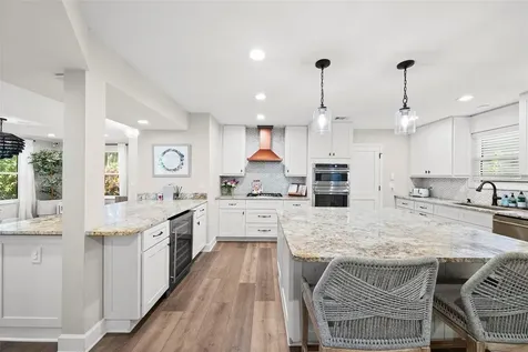 2910 W Estrella Street Tampa FL 33629