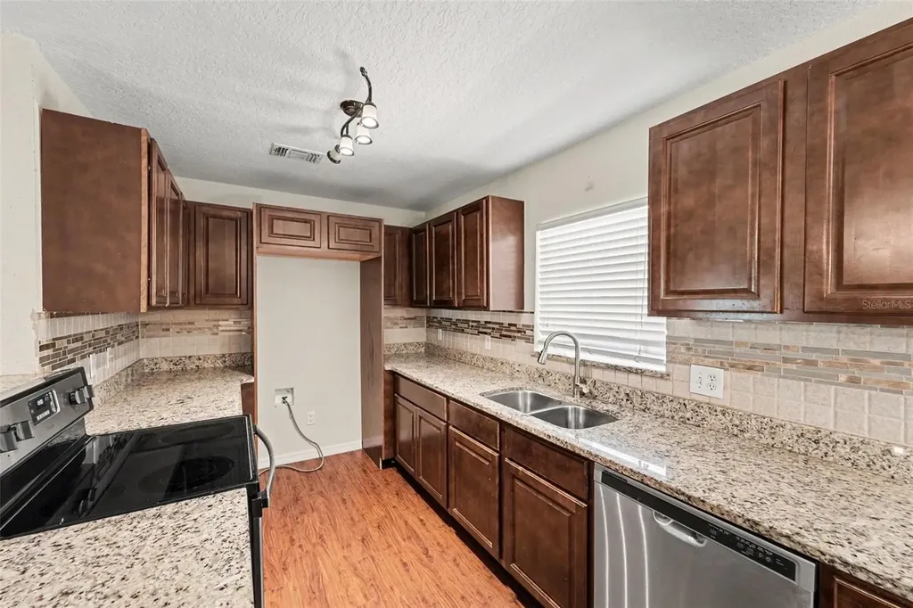 930 Oak Forest Drive Winter Springs FL 32708
