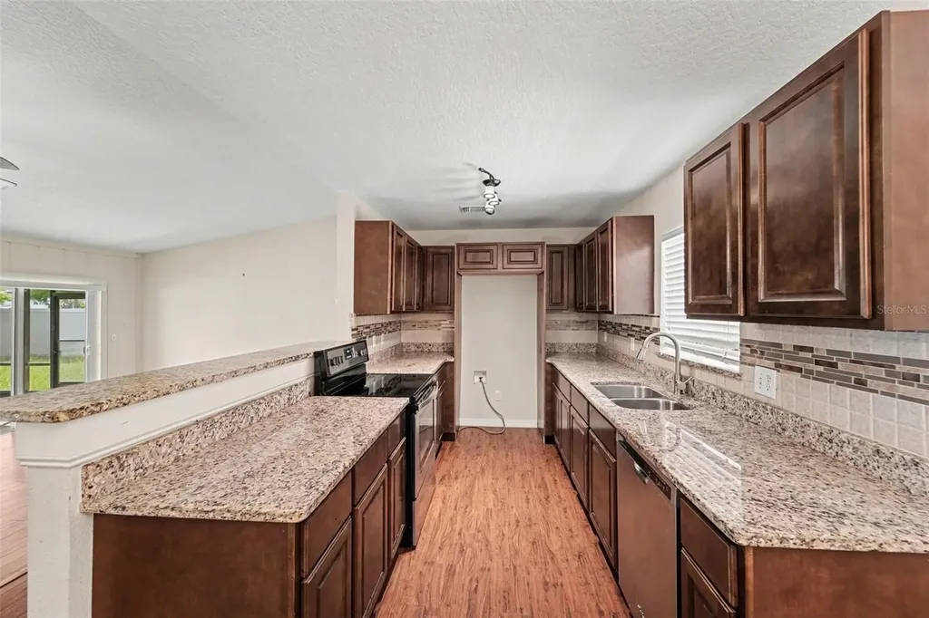 930 Oak Forest Drive Winter Springs FL 32708