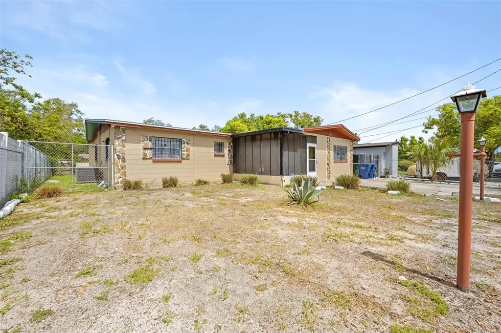 10412 N Altman Street Tampa FL 33612