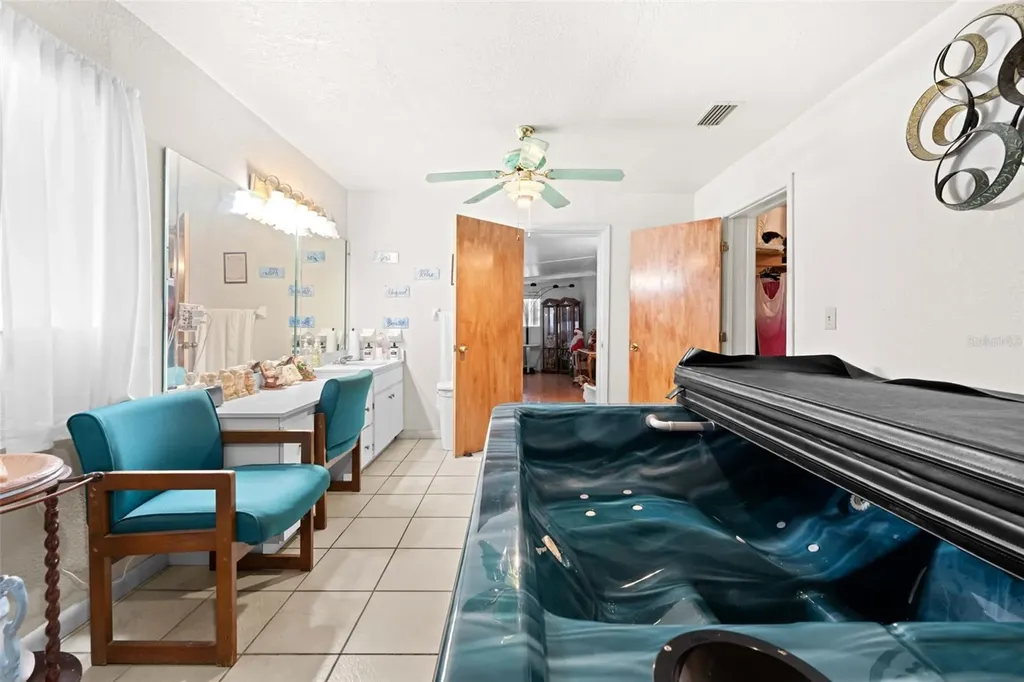 10412 N Altman Street Tampa FL 33612
