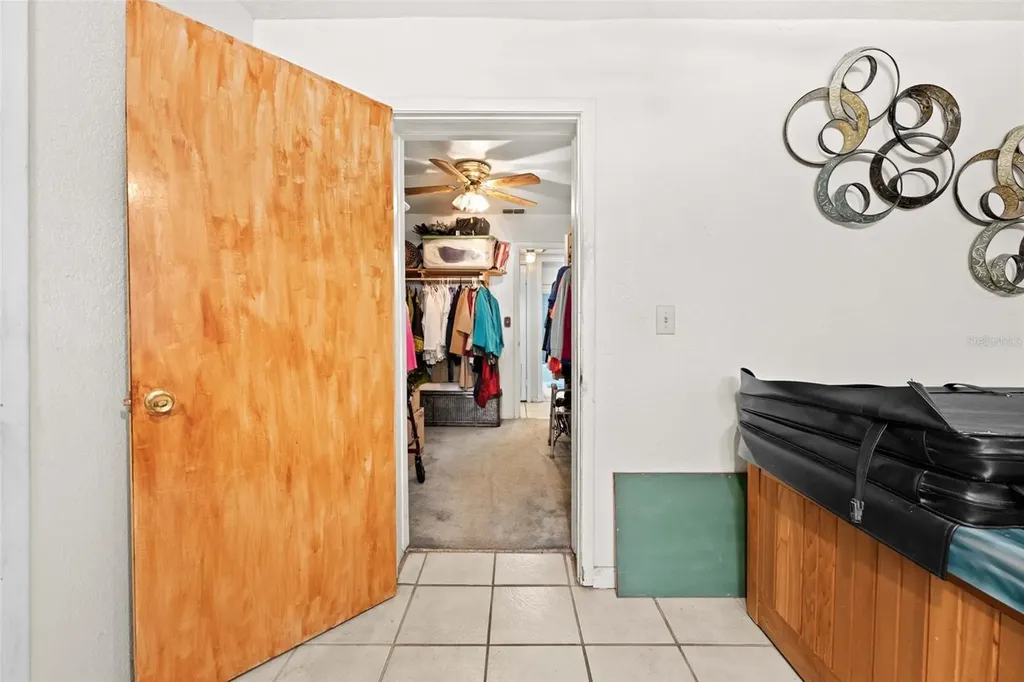 10412 N Altman Street Tampa FL 33612
