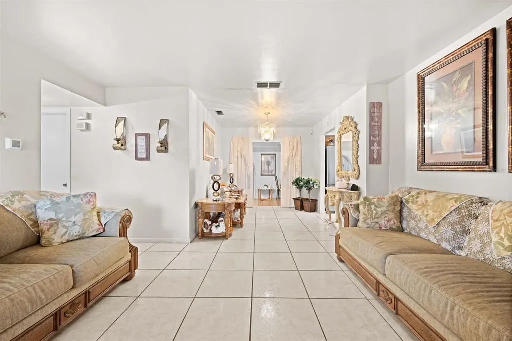 10412 N Altman Street Tampa FL 33612