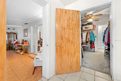 10412 N Altman Street Tampa FL 33612