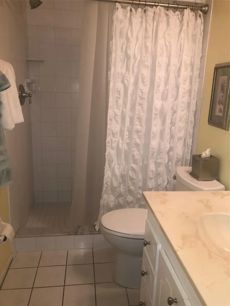 221 Cedarwood Circle Seminole FL 33777
