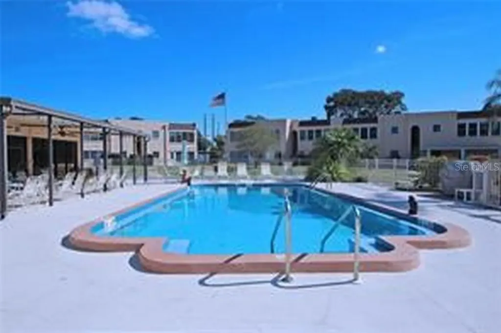 221 Cedarwood Circle Seminole FL 33777