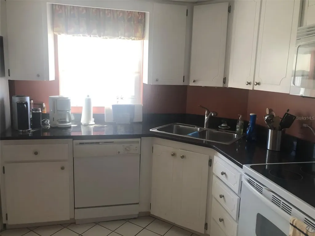 221 Cedarwood Circle Seminole FL 33777