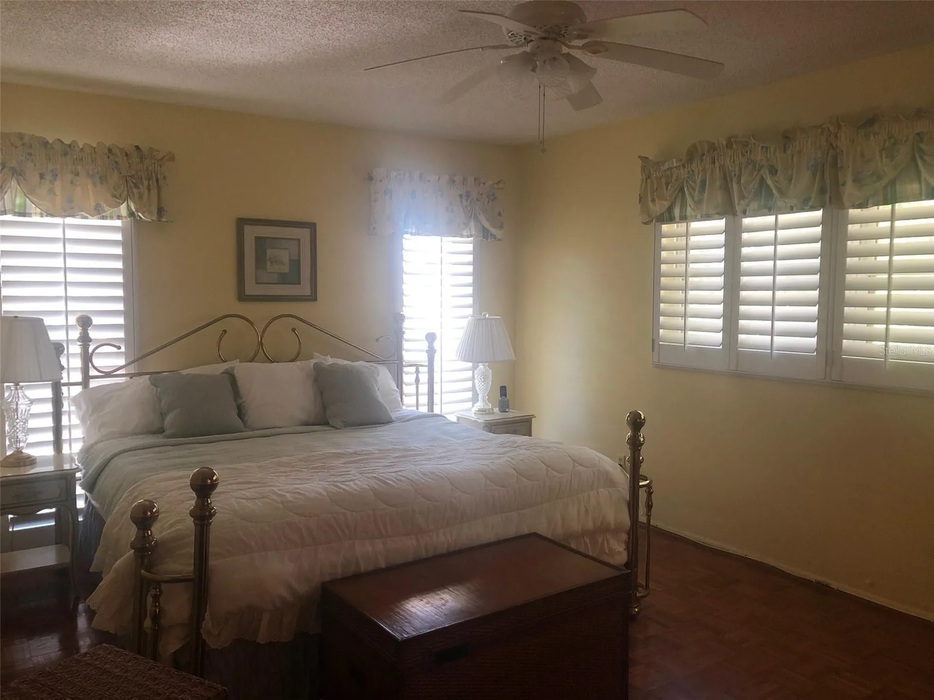 221 Cedarwood Circle Seminole FL 33777