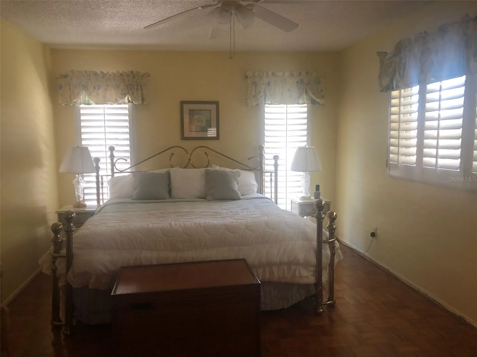 221 Cedarwood Circle Seminole FL 33777