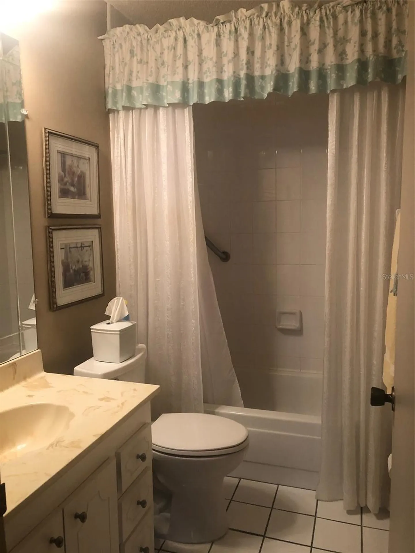 221 Cedarwood Circle Seminole FL 33777