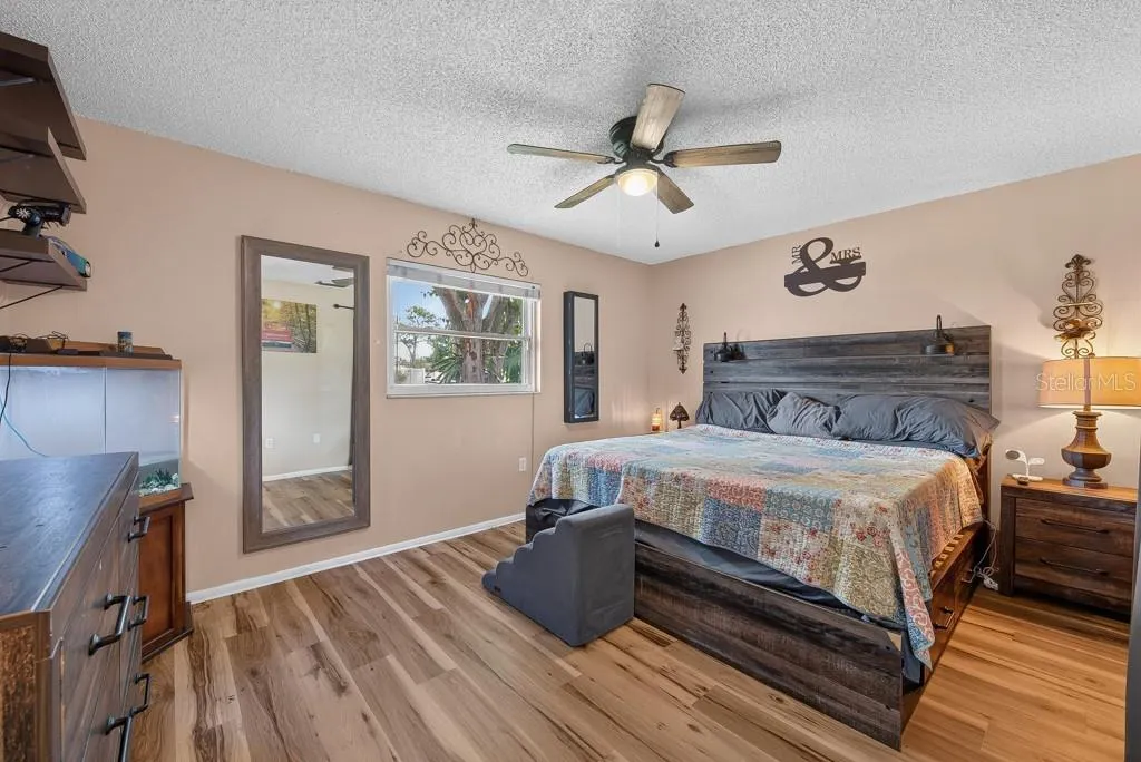 6070 73rd Street N St Petersburg FL 33709