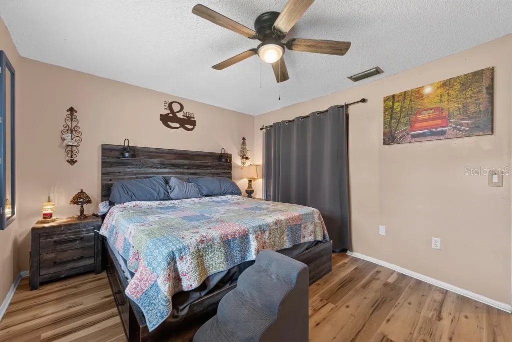 6070 73rd Street N St Petersburg FL 33709