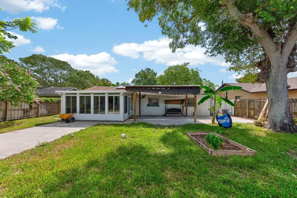 6070 73rd Street N St Petersburg FL 33709