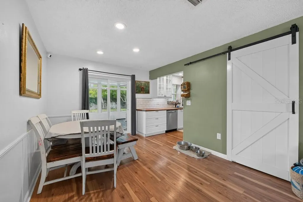 6070 73rd Street N St Petersburg FL 33709