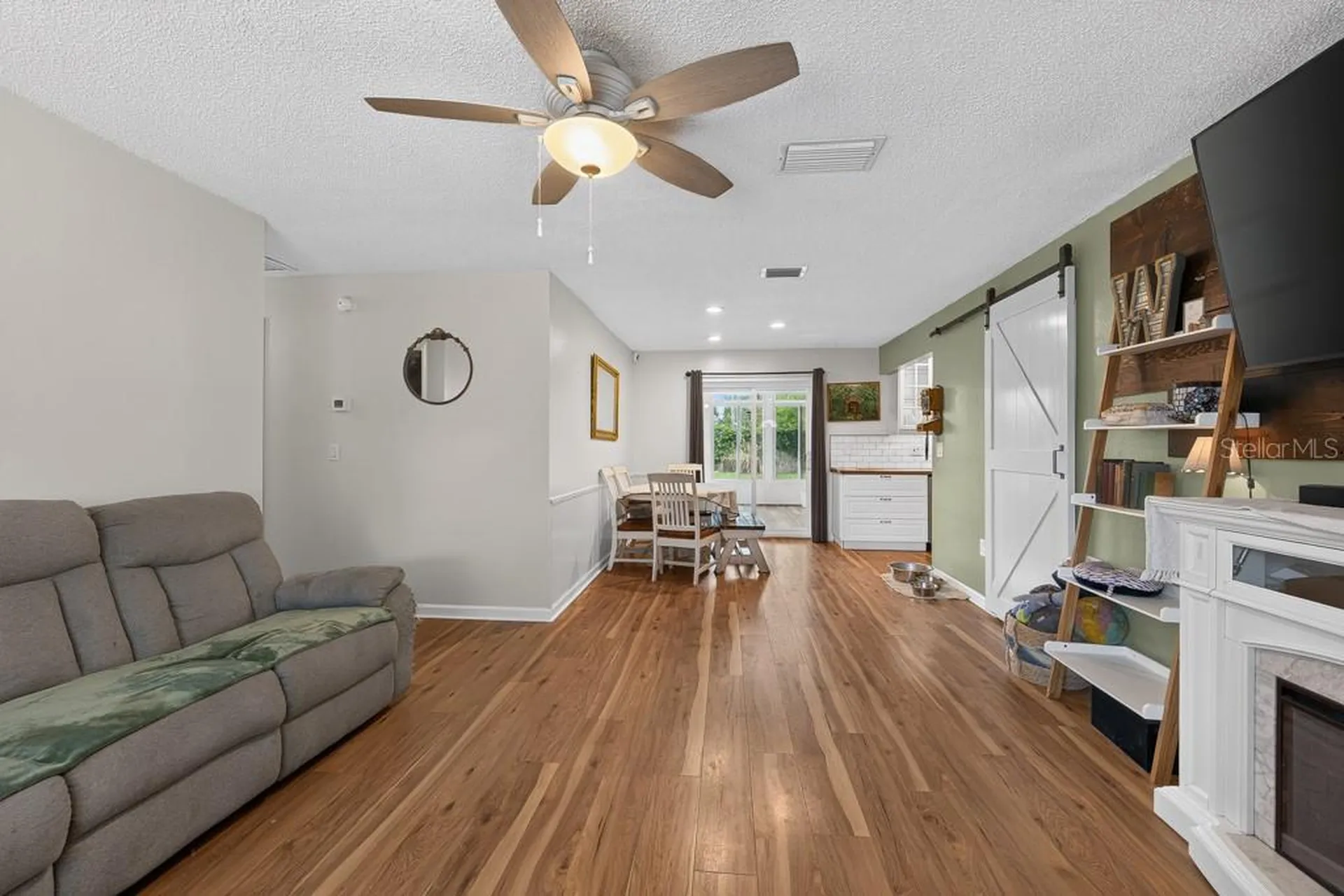6070 73rd Street N St Petersburg FL 33709