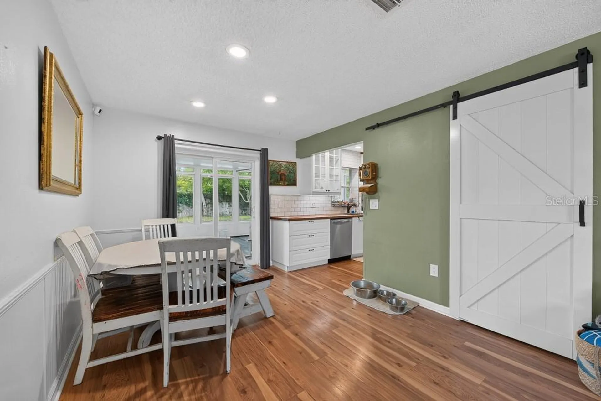 6070 73rd Street N St Petersburg FL 33709