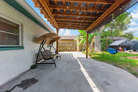 6070 73rd Street N St Petersburg FL 33709