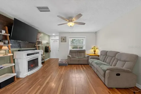 6070 73rd Street N St Petersburg FL 33709