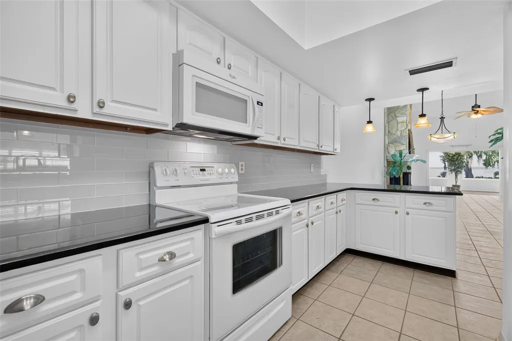 1111 Lakeshore Drive Eustis FL 32726
